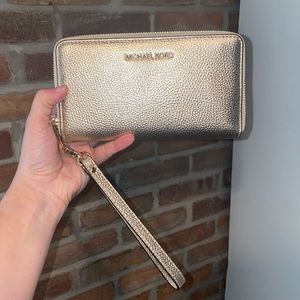 NWT Michael Kors Gold Wristlet Wallet